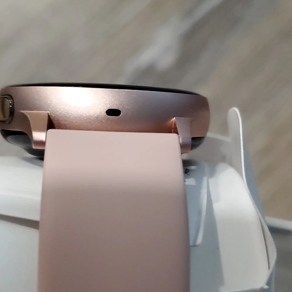 Samsung Galaxy Active 2 watch in rose. 40mm